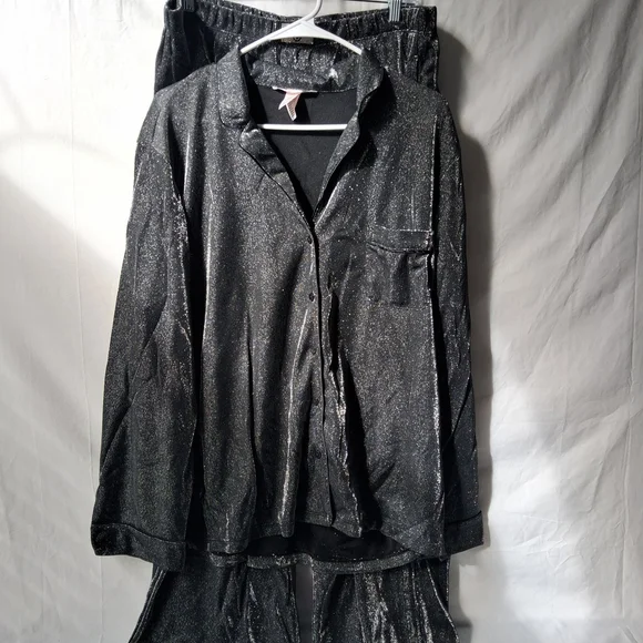 Victoria's Secret Black Sparkle Satin Pajama Set - Picture 1 of 10